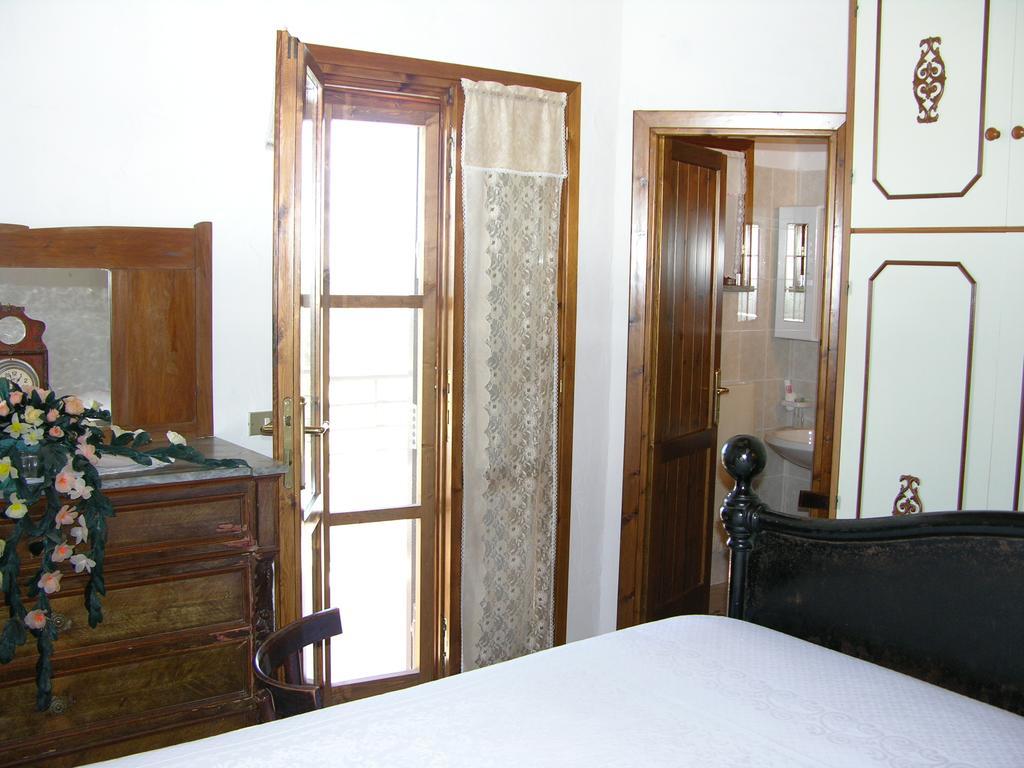 Antico Casolare Sorso-Tourist Rental Kamer foto